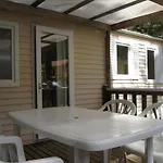 Campingplatz Mobil-home Confortable Avec Terrasse Pour 4 Personnes A - Api-1-52-622