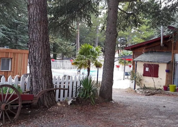 Mobil-home Confortable Avec Terrasse Pour 4 Personnes A - Api-1-52-622 Kemp *
